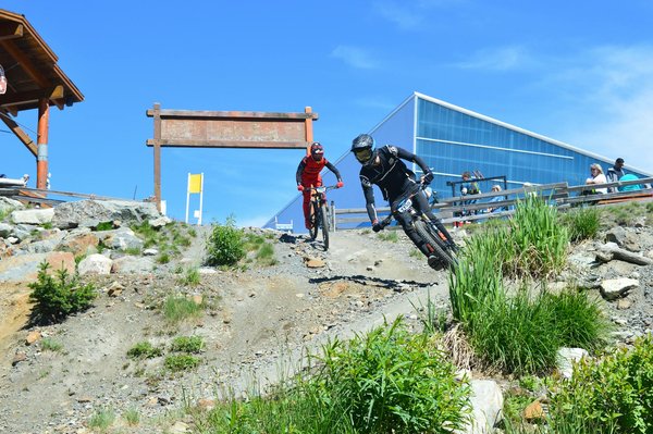 Mastering Pre-Race Nerves: Proven Strategies for Competitive Runners